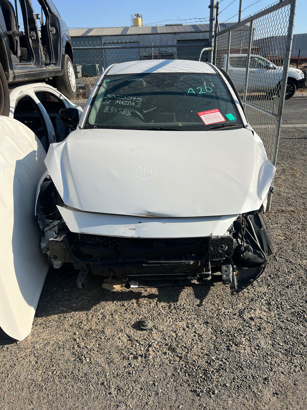 Mazda2 2022